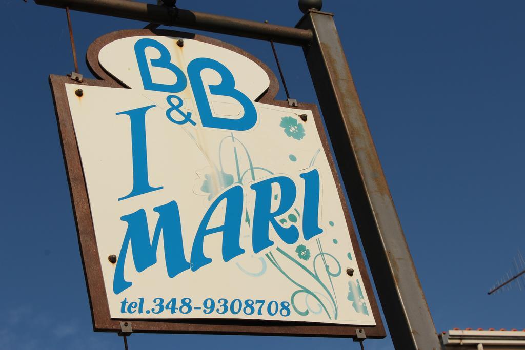B&B I Mari Torpè Buitenkant foto