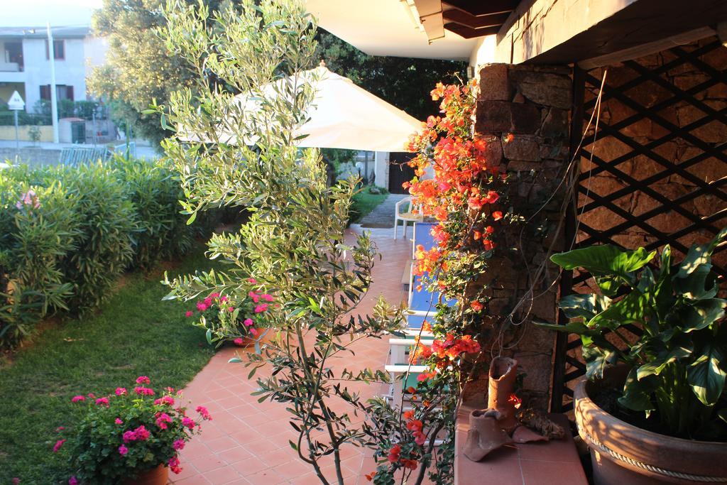 B&B I Mari Torpè Buitenkant foto