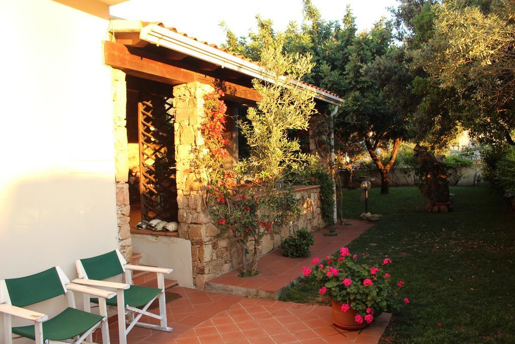 B&B I Mari Torpè Buitenkant foto