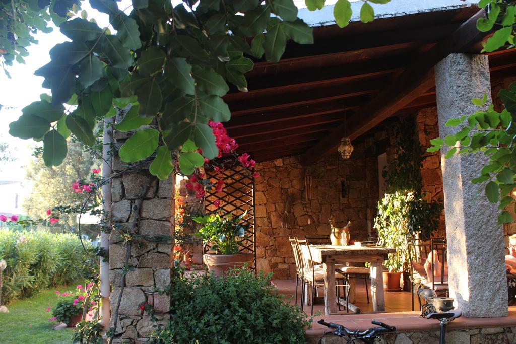 B&B I Mari Torpè Buitenkant foto
